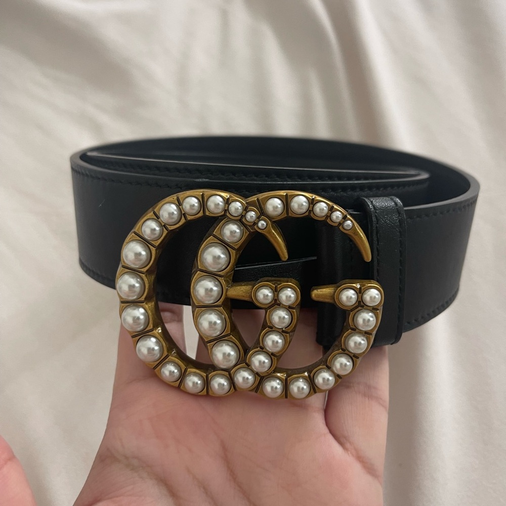 Gucci pearl belt